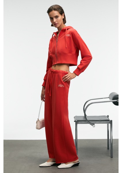 ELARA Kadın Metal Fermuarlı Nakışlı Kapüşonlu Crop Kırmızı Sweatshirt fırsatları