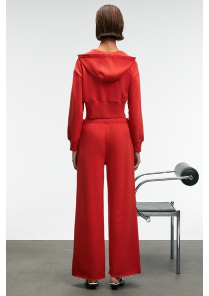 ELARA Kadın Metal Fermuarlı Nakışlı Kapüşonlu Crop Kırmızı Sweatshirt indirimleri