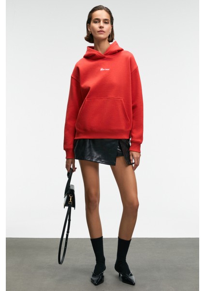 MELUREA Kadın Nakışlı Kapüşonlu Comfort Fit Kırmızı Sweatshirt