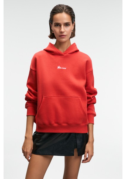MELUREA Kadın Nakışlı Kapüşonlu Comfort Fit Kırmızı Sweatshirt fiyatları