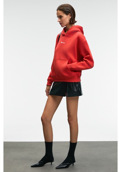 MELUREA Kadın Nakışlı Kapüşonlu Comfort Fit Kırmızı Sweatshirt fırsatları