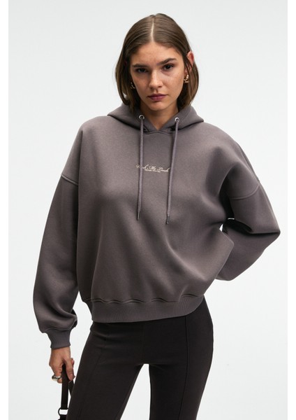 JASSES Kadın Oversize Nakışlı Kapüşonlu Antrasit Sweatshirt fiyatları