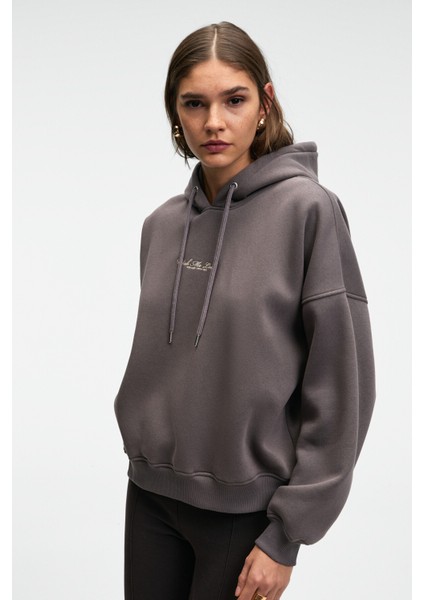 JASSES Kadın Oversize Nakışlı Kapüşonlu Antrasit Sweatshirt fırsatları