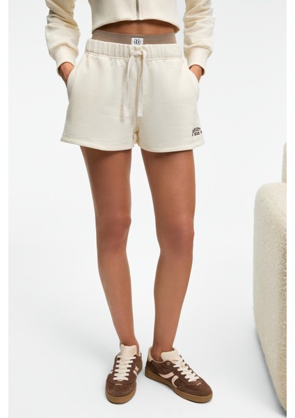 MOREVA Kadın Nakışlı Rahat Ekru Şort fiyatları