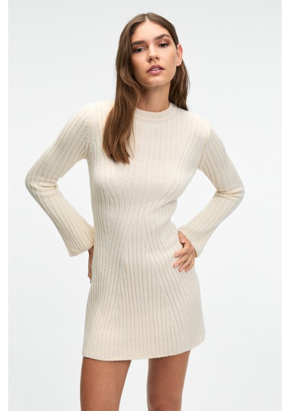 ENCANTO Kadın Yuvarlak Yaka Çizgi Desenli Slim Fit Ekru Elbise fiyatları