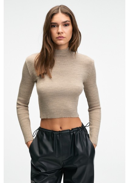 CALIDA Kadın Dik Yaka Fitilli Görünümlü Slim Fit Triko Bej Kazak modelleri