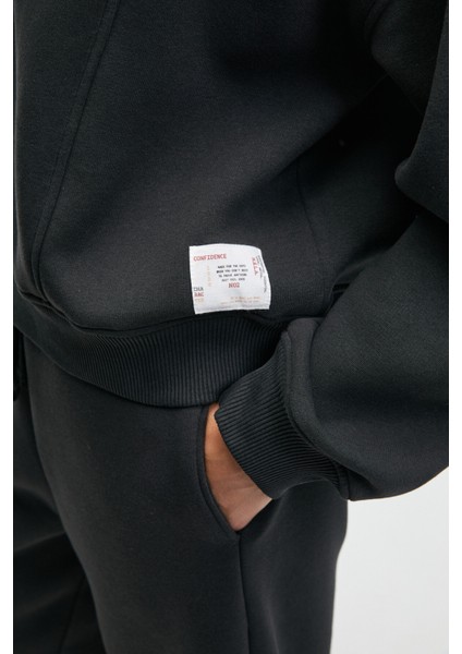 SERENYA Kadın Pamuklu Etiket Detaylı Bisiklet Yaka Antrasit Sweatshirt modelleri