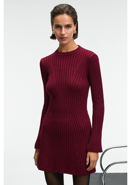 ENCANTO Kadın Yuvarlak Yaka Çizgi Desenli Slim Fit Bordo Elbise fırsatları