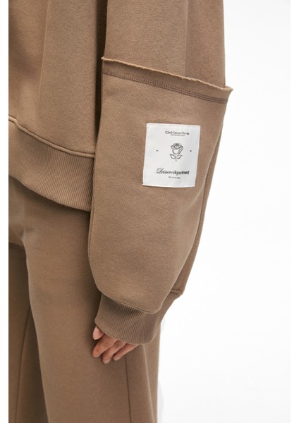 VIVIENNE Kadın Metal Fermuarlı Kapüşonlu Kolda Süs Etiket Ve Cep Detaylı Vizon Sweatshirt modelleri