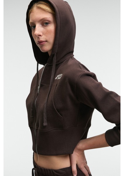 ELARA Kadın Metal Fermuarlı Nakışlı Kapüşonlu Crop Koyu Kahverengi Sweatshirt indirimleri
