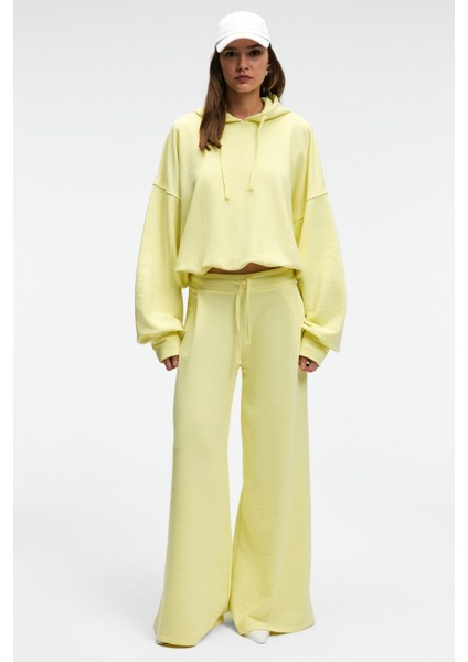 OLVERA Kadın Kapüşonlu Etek Ucu Balon Oversize Sarı Sweatshirt fırsatları