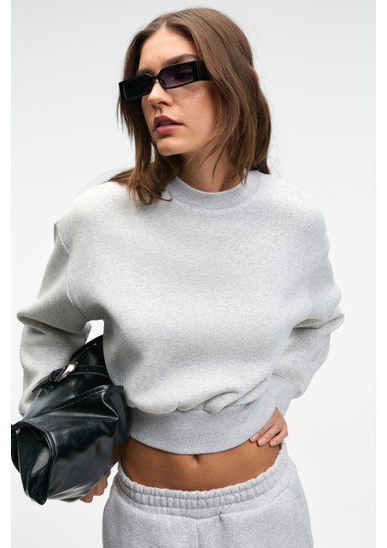 KARALIS Kadın Pamuklu Bisiklet Yaka Crop Grimelanj Sweatshirt