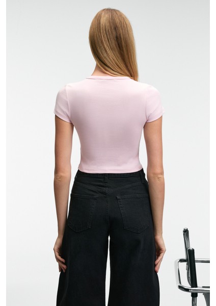 NOVELLE Kadın Bisiklet Yaka Kısa Kollu Önü Baskılı Crop Pembe T-Shirt indirimleri
