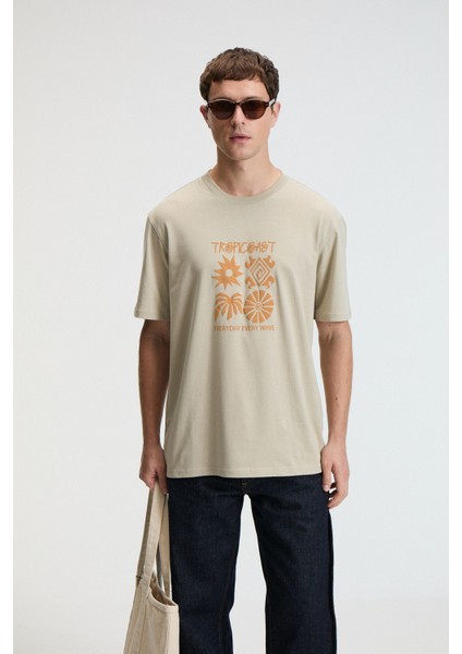 SWEET Erkek %100 Pamuk Oversize Fit Baskılı Kısa Kollu Yuvarlak Yakalı Taş Rengi T-Shirt modelleri