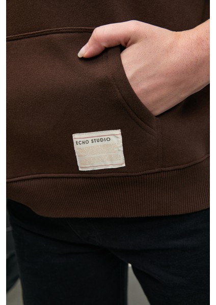 CLARIE Kadın Organik Pamuklu Oversize Kanguru Cepli Kapüşonlu Kahverengi Sweatshirt indirimleri