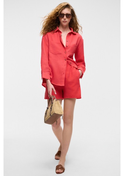 Rea Kadın %100 Pamuk Müslin Kumaş Rahat Kesim Düğmeli Regular Fit Nar Çiçeği Gömlek