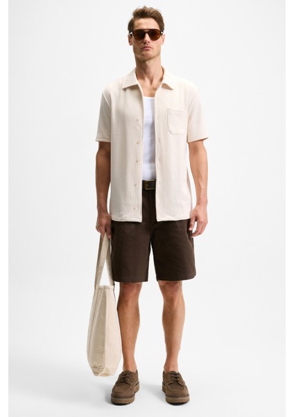 ERMANO Erkek Regular Fit Kısa Kollu Gömlek Yaka Düğmeli Krem Gömlek fiyatları