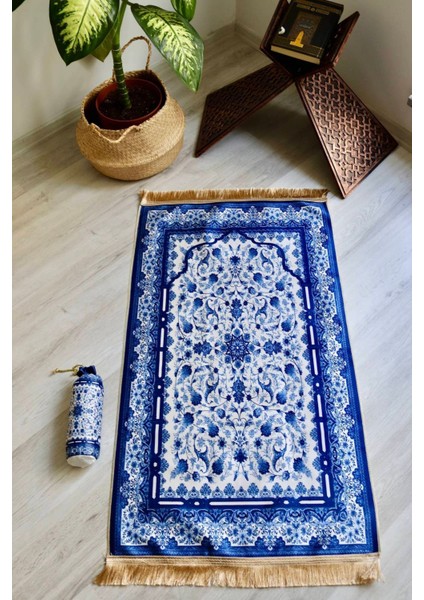 Gülhan Desenli Ipek Dokulu Keseli Seccade S1028 Lacivert Renk