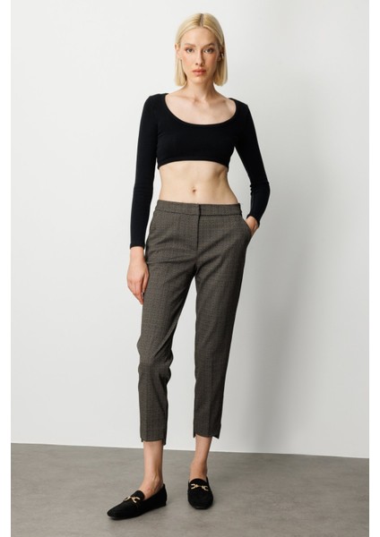 Kadın Desenli Dar Paça Pantolon 1067 Kahverengi fiyatları