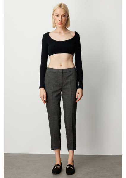 Kadın Desenli Dar Paça Pantolon 1067 Siyah fiyatları