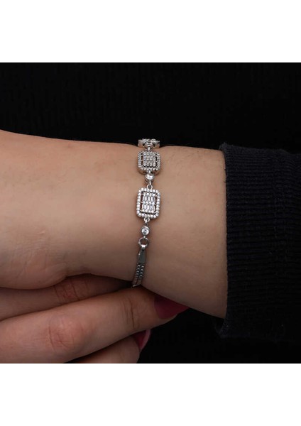 925 Ayar ​gümüş Baget Taşlı Kadın Bileklik (BC-68CCDE) indirimleri