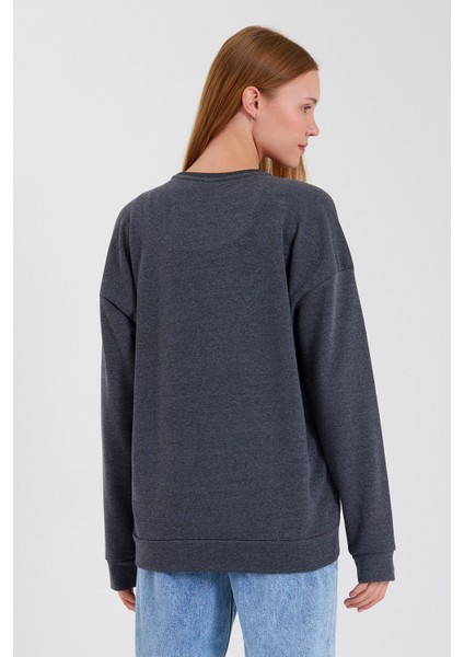 Süperlife Kadın Bisiklet Yaka Regular Fit El Yazılı Brooklyn Ince Sweatshirt SPR23SWK331 fiyatları