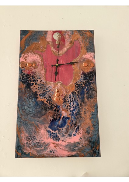 Özel Tasarım Epoksi Duvar Saati & Doğal Çam Ağacı Üzerine Sanatsal Dokunuş