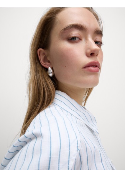 Saf Pamuklu Kısa Çizgili Gömlek