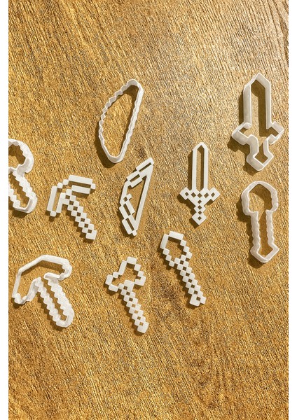 Minecraft Kurabiye Kalıbı 5’li Set – Kılıç Kazma Balta Kürek Yay Şekilli Oyun Hamuru fiyatları