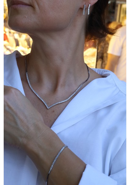 14 Ayar Beyaz Altın Baget Taşlı Su Yolu Set