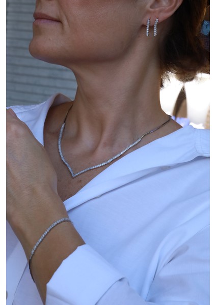 14 Ayar Beyaz Altın Baget Taşlı Su Yolu Set fiyatları