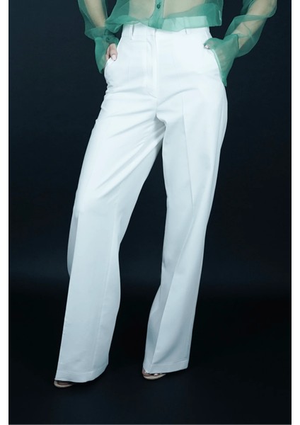 Ivory Flow Trousers fırsatları