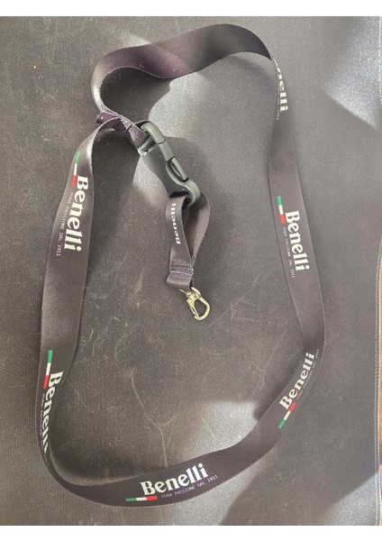 Benelli Boyunluk Anahtarlığı
