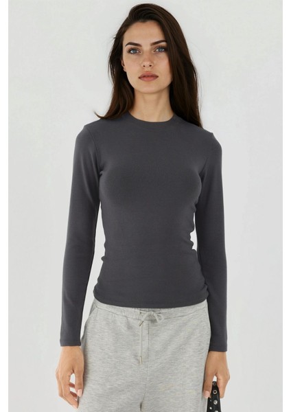 Kadın Slim Fit Yuvarlak Yaka Uzun Kollu Üst Grey