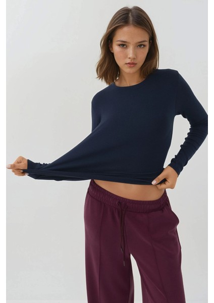Kadın Slim Fit Yuvarlak Yaka Uzun Kollu Üst Blue