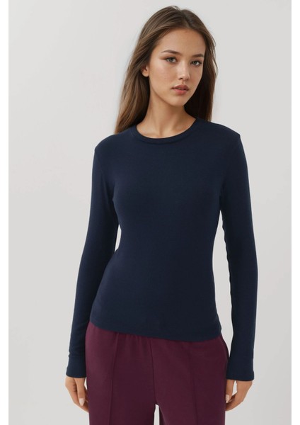Kadın Slim Fit Yuvarlak Yaka Uzun Kollu Üst Blue