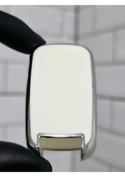 Opel Astra Corsa Insignia Adam Mokka Zafira Sustalı Nano Anahtar Kılıfı Beyaz Gümüş fırsatları