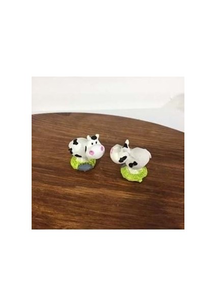 Sükseli Teraryum Objesi Sevimli Inek A237