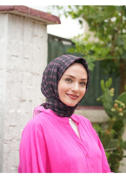 Monogram Pamuklu Soft Eşarp fiyatları