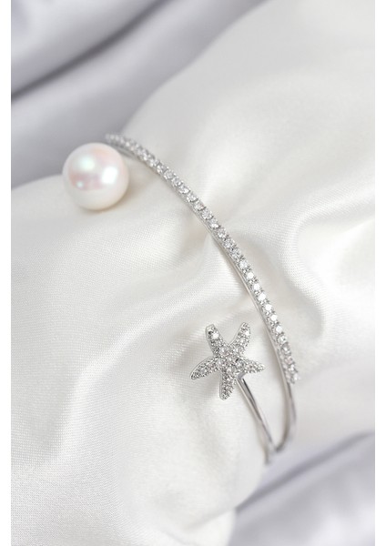 Pirinç Zirkon Taşlı Yıldız ve Inci Model Gümüş Renk Kadın Bileklik