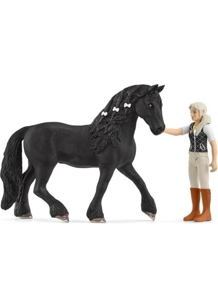 Binicilik Kulübü Tori & Prenses, Oyuncak Figür modelleri