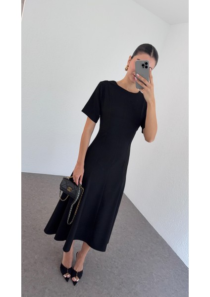 Basic Siyah Elbise indirimleri