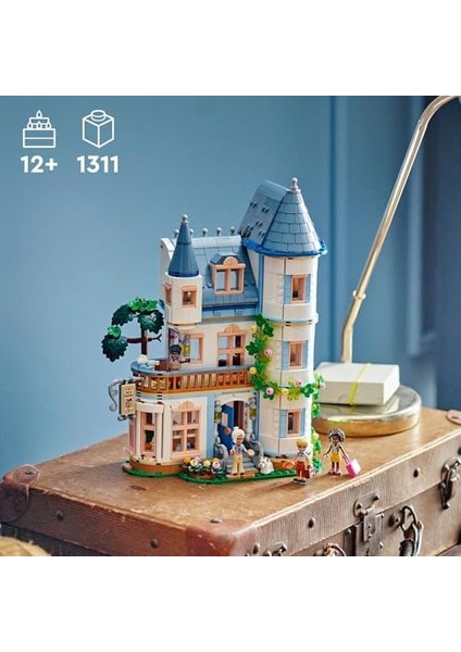 Friends Kale Pansiyon 42638-12 Yaş ve Üzeri Için Otel Içeren Yaratıcı Oyuncak Yapım Seti (1311 Parça) fiyatları