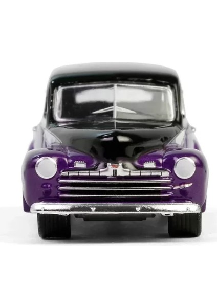 Greenlight 1/64 California Lowriders Series 6- 1946 Fordor Super Deluxe fiyatları