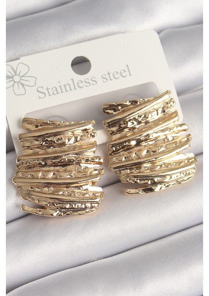 Tegan Pirinç Gold Renk Işlemeli Kare Plaka Model Kadın Küpe TG27BKP10253