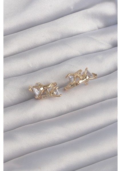 Tegan Pirinç Gold Renk Iri Zirkon Taşlı Kıvrımlı Minimal Kelebekli Halka Küpe TG27BKP9289