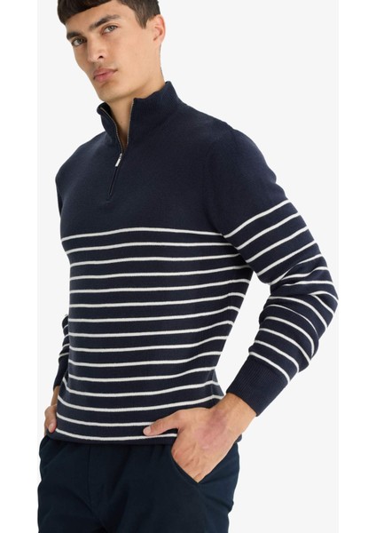 Standart Fit Yarım Fermuarlı Çizgili Triko Kazak F1522AX25AU fırsatları