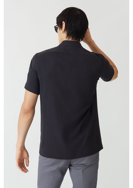 Regular Fit Lacivert Kısa Kollu Basic Erkek Gömlek GM22Y221158_D39 fiyatları