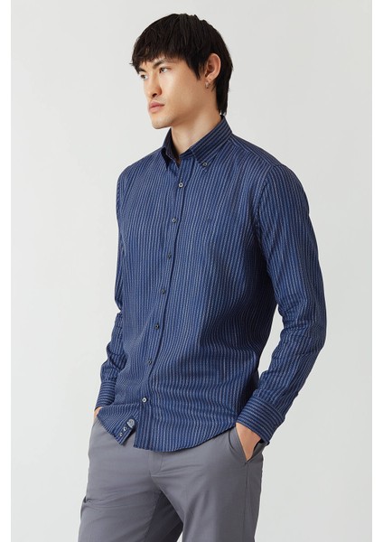Regular Fit Lacivert Düğmeli Yaka Spor Erkek Gömlek GM22Y221130_K39 fırsatları