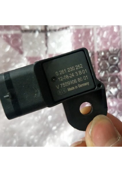 Emme Basınç Sensörü 1922V7 0261230252 Peugot 3008 408 Rcz 308CC Sw Citroen C4 C5 Ds5 Ds6 (Yurt Dışından) modelleri